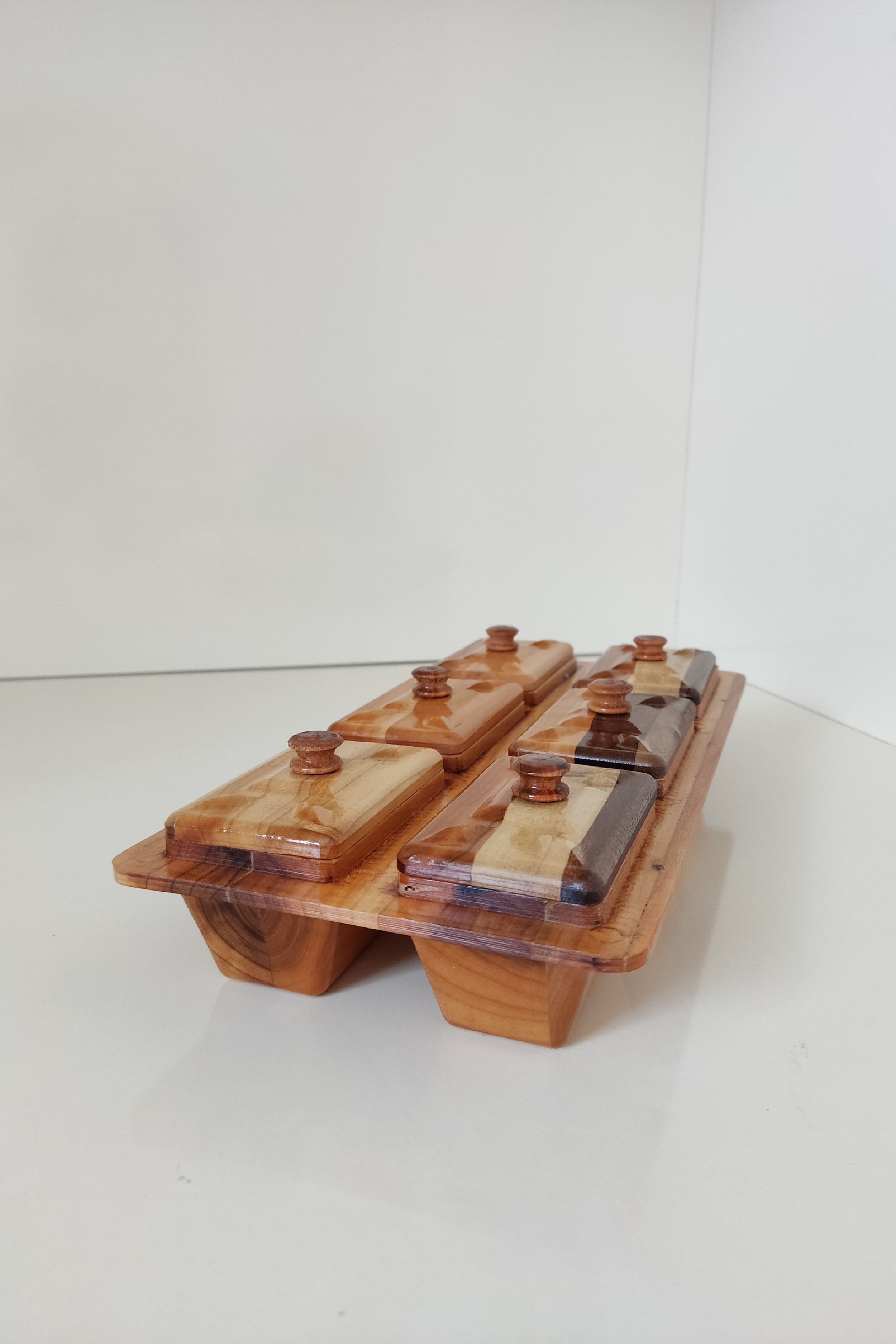 جا ادویه شش خانه